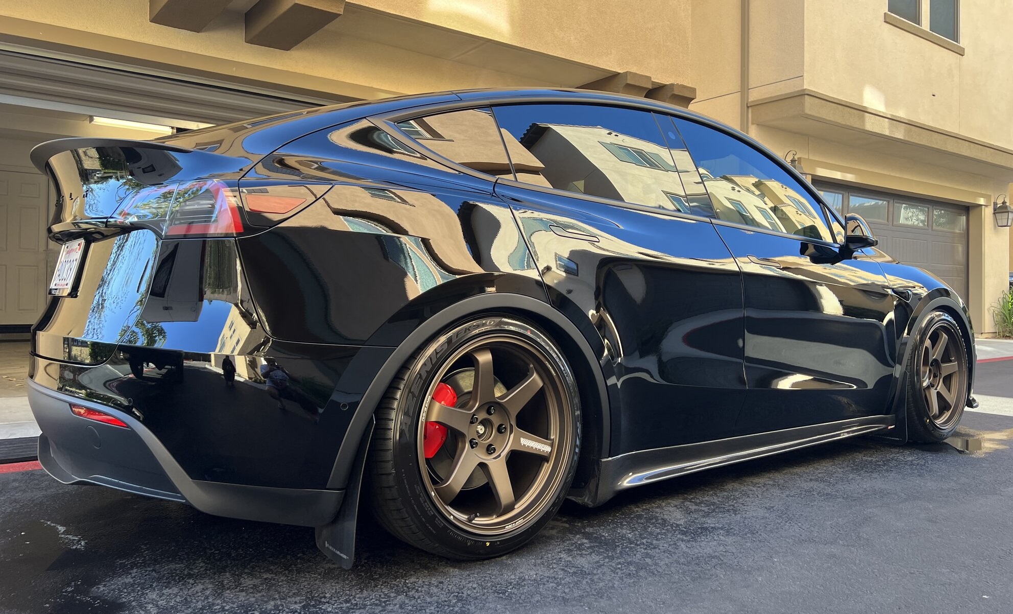 Model Y slammed on Te37 rims