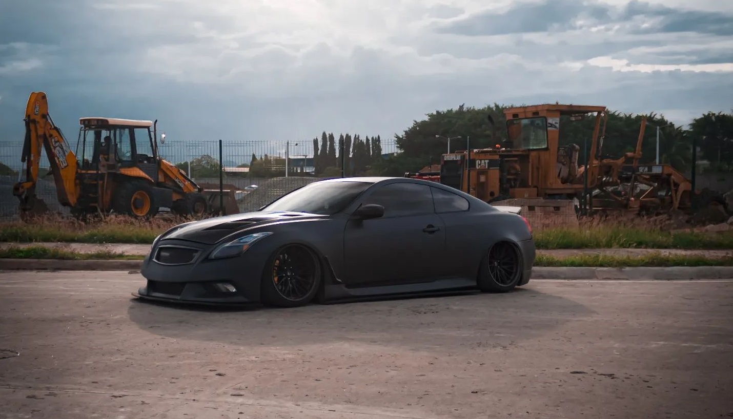 g37 coupe lowered on aftermarket rims