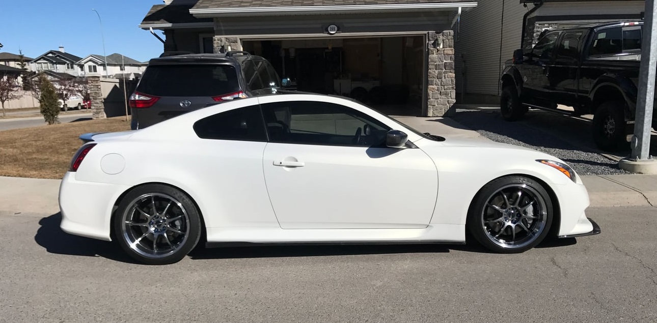 G37 coupe lowered on Work wheels